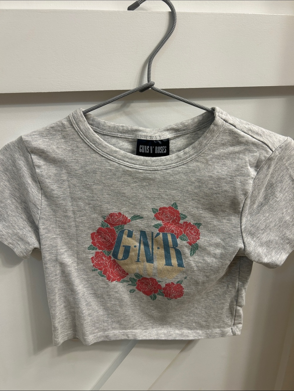 Guns N' Roses Kids Grey Crop Tee with Rose Graphic